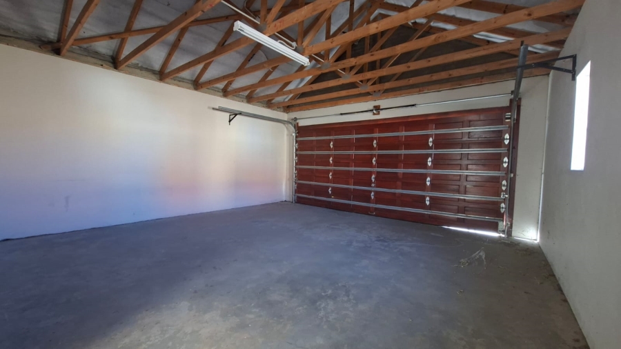 3 Bedroom Property for Sale in Waterkloof Hill Estate North West